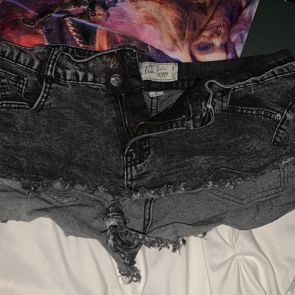 Cute black shorts